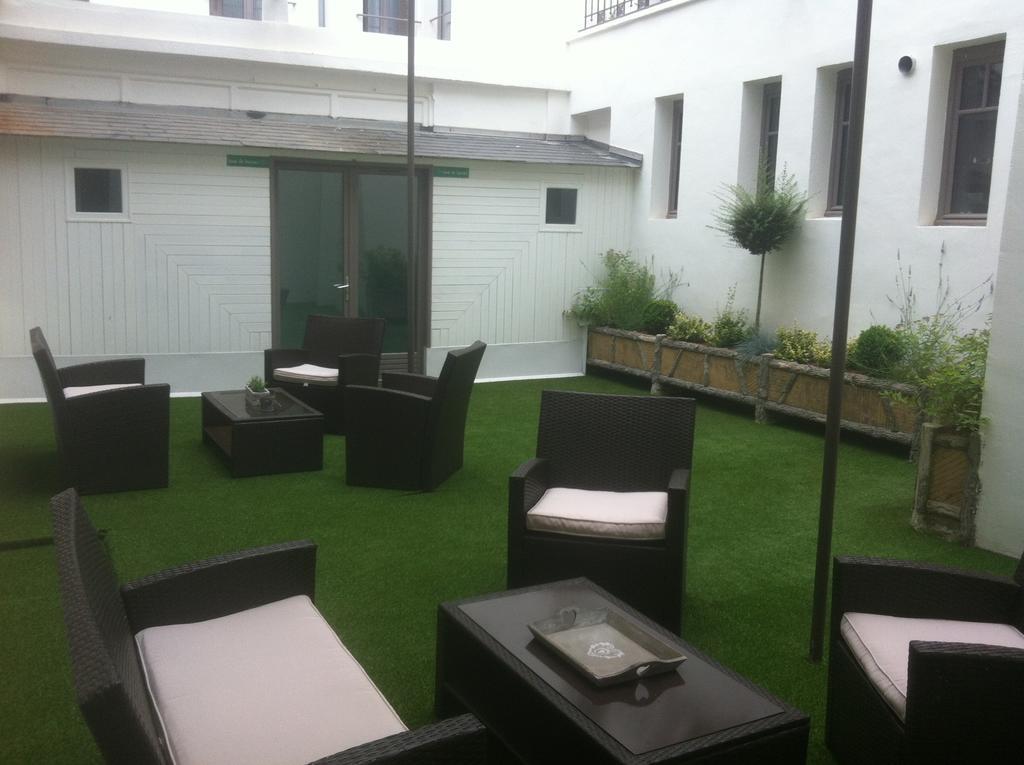 Vichy Residencia Aparthotel Bagian luar foto