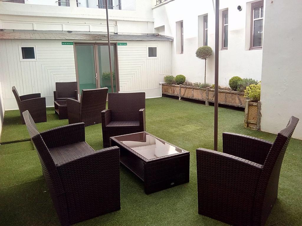 Vichy Residencia Aparthotel Bagian luar foto